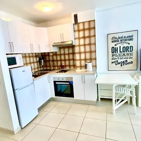 Lovely Cristianos Wifi, Cable Tv, Pool Arona (Tenerife)