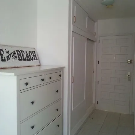 Lovely Cristianos Wifi, Cable Tv, Pool Appartamento