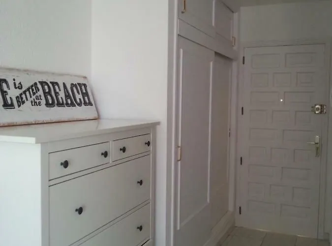 Lovely Cristianos Wifi, Cable Tv, Pool Apartamento